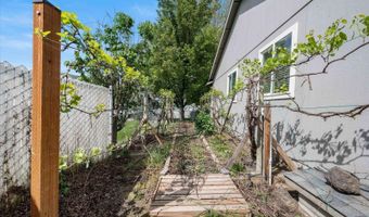 504 Grader Ct, Benton City, WA 99320