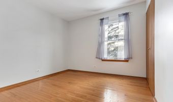 820 Red Coach Ln, Algonquin, IL 60102