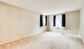 3381 MONARCH Ln, Annandale, VA 22003
