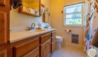 321 S 3rd St, Bridger, MT 59014