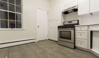 154 W 29TH St 2, Bayonne, NJ 07002