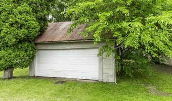 334 W 9th St, Auburn, IN 46706