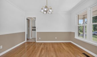 5572 Section Line Rd, Albertville, AL 35950