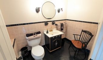 15 Golden Rod Dr, Ansonia, CT 06401