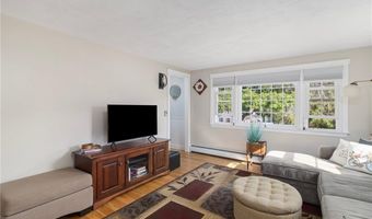 1 Adelaide Ave, Bristol, RI 02809