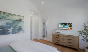 215 SYCAMORE Ave, Anna Maria, FL 34216