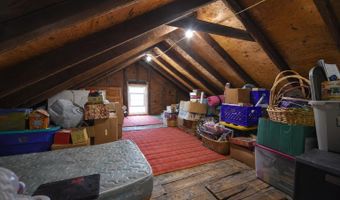 138 Church St, Belford, NJ 07718
