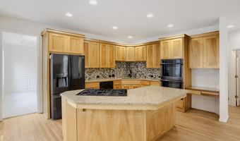 8481 SW 168TH Ave, Beaverton, OR 97007