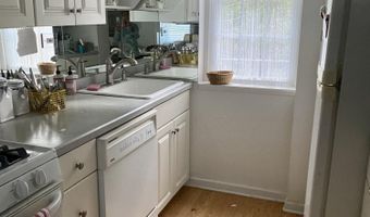 330 Norwood Ln, Avon By The Sea, NJ 07717