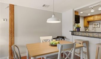40 Web Ave 11, North Kingstown, RI 02852