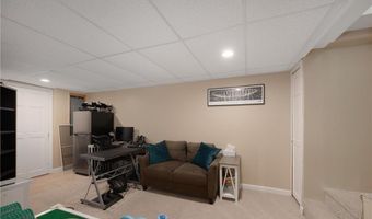 22 Clyde St, Blackstone, MA 01504
