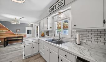 615 SUN VALLEY Dr, Cheyenne, WY 82001