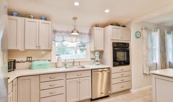 2487 S 6TH St, Allentown, PA 18103