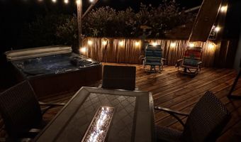 97818 HANSCAM Ln, Brookings, OR 97415