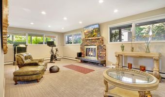 4000 Caravelle Dr, Anchorage, AK 99502