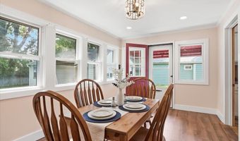 51 Cayuga Ct, Burlington, VT 05408
