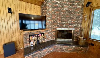 1733 Marshall Rd, Aberdeen, SD 57401