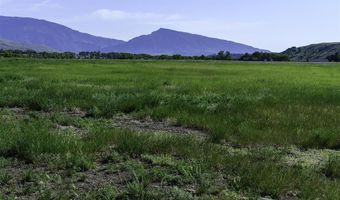 6 Whitney Dr, Cody, WY 82414