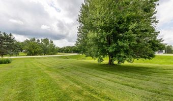 105 W Benton, Andrew, IA 52030