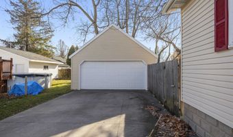 817 W PACKARD St, Appleton, WI 54914
