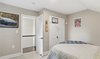 91 Sowams Rd, Barrington, RI 02806