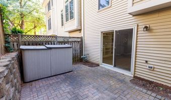 504- J N THOMAS St J, Arlington, VA 22203