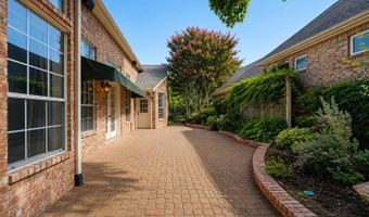 3785 Park Pl, Addison, TX 75001