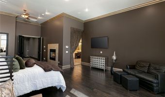 33 Promontory Ridge Dr, Las Vegas, NV 89135