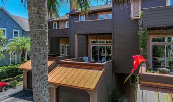 2058 BEACH Ave, Atlantic Beach, FL 32233