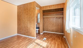 7080 THURSTON Rd 2, Springfield, OR 97478