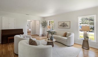 2043 Pepper Dr, Altadena, CA 91001