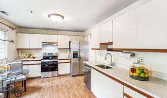 1528 WINTERBERRY Dr, Arnold, MD 21012