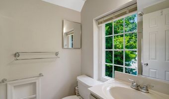 7107 COVENTRY Rd, Alexandria, VA 22306