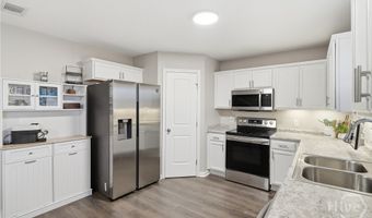 14 Griffin Rd, Allenhurst, GA 31301