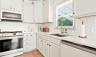 114 S Mountain Brooke Dr, Ball Ground, GA 30107