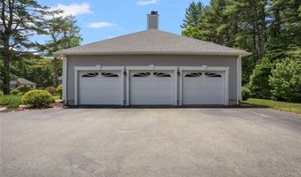 95 River Farm Dr, East Greenwich, RI 02818