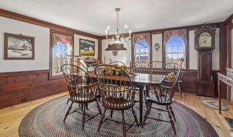 392 High St, Candia, NH 03034