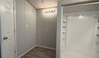 723 Kayroe Rd, Adkins, TX 78101