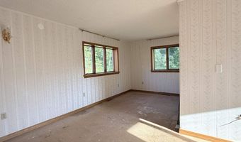 498 Town Line Rd, Bennington, VT 05201