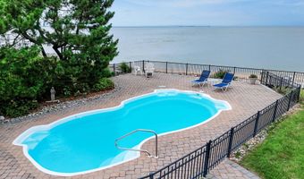 6 Harbor View Dr, Atlantic Highlands, NJ 07716