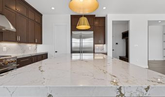 861 N MANCHESTER St, Arlington, VA 22205