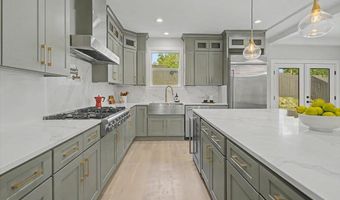 2902 VISTA St NE, Washington, DC 20018