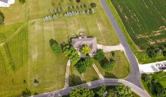 2103 DEER HAVEN Rd, Greenleaf, WI 54126