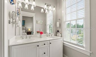 14 Assembly Row B, Beaufort, SC 29906