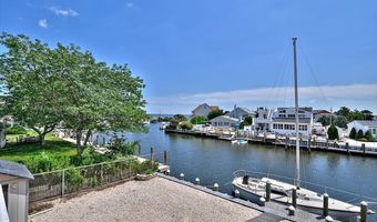 46 Amherst Dr, Bayville, NJ 08721