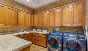 15 Knob Oak Dr, Henderson, NV 89052