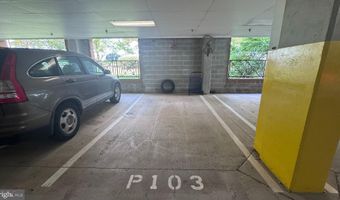 44465 CHAMBERLAIN Ter 103, Ashburn, VA 20147