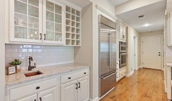 3120 Windmill Dr, Adrian, MI 49221