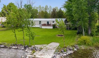 279 Hunter N Rd, Alburgh, VT 05440