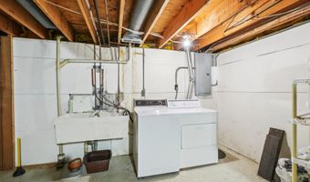 4787 Dawson Dr, Ann Arbor, MI 48103